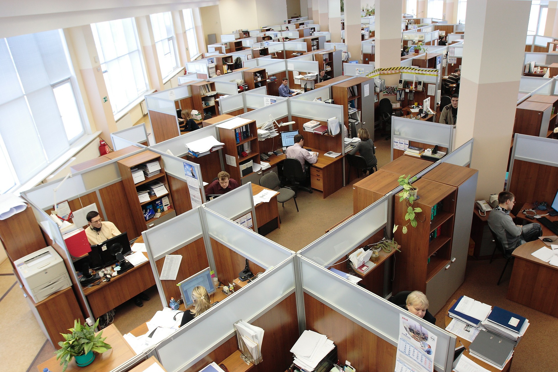 ทำไมธุรกิจ ธุรกิจ บริษัท SMEs จำเป็นต้องสร้างเพจของตัวเอง ?